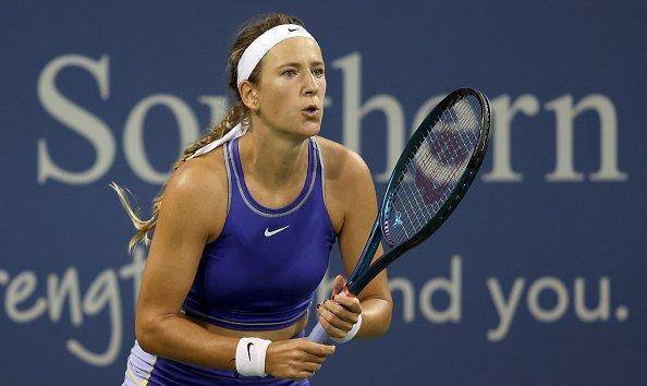 包含阿扎伦卡遭遇五连败，西班牙队教练面临压力！的词条