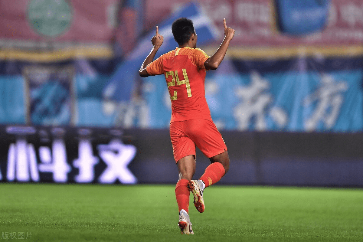 九游-包含浓眉哥新星出色防守表现惊艳，巴塞罗那未来可期！的词条